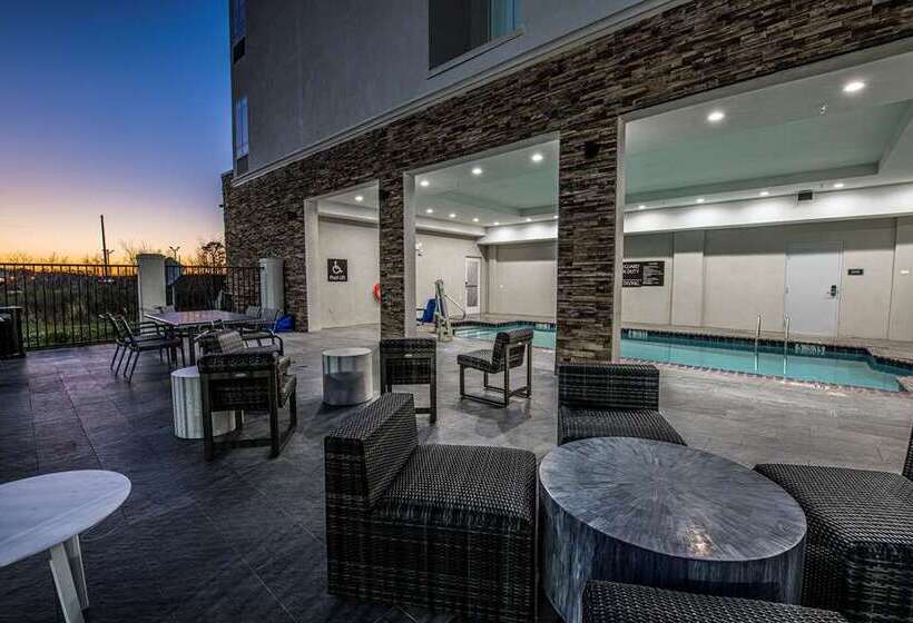 هتل Doubletree By Hilton Sulphur Lake Charles
