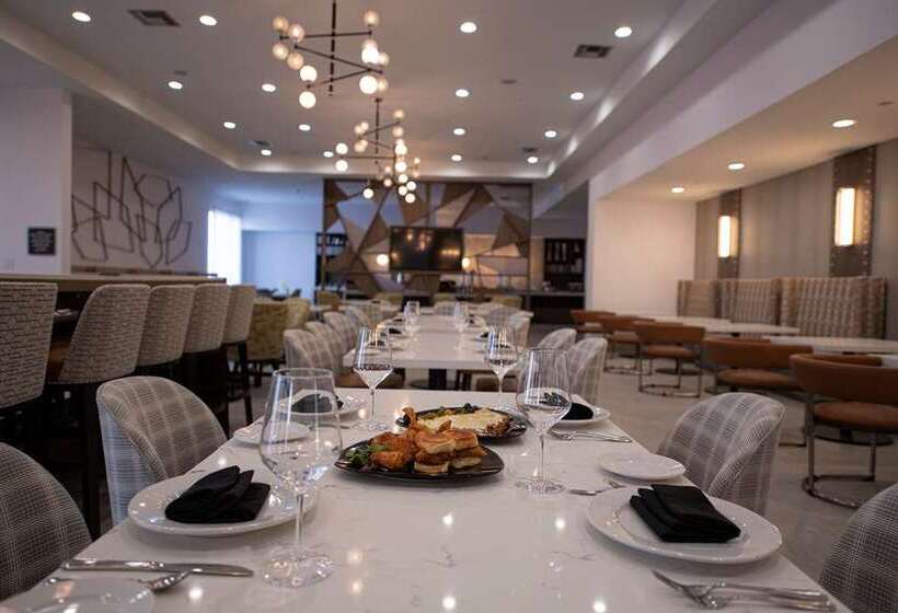 هتل Doubletree By Hilton Sulphur Lake Charles