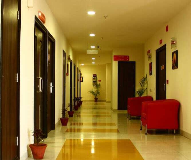 هتل Ginger Ahmedabad Vastrapur