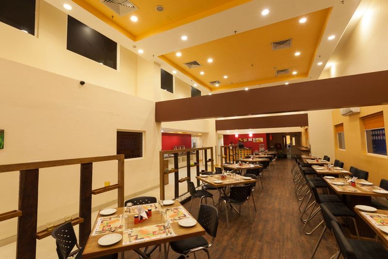 هتل Ginger Ahmedabad Vastrapur
