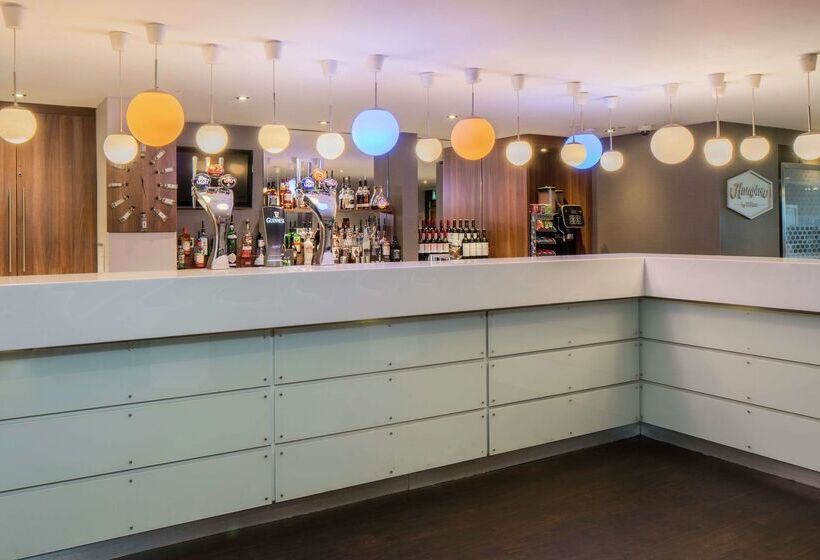 هتل Hampton By Hilton Birmingham Broad Street