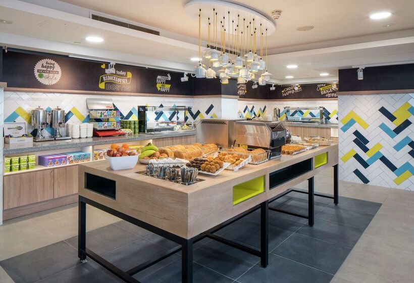 هتل Hampton By Hilton Birmingham Broad Street