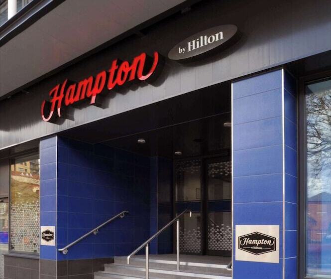 호텔 Hampton Inn Birmingham Broad Street