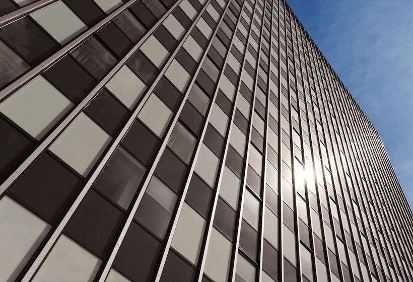 هتل Hampton By Hilton Birmingham Broad Street