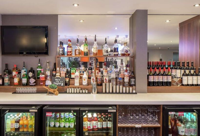 هتل Hampton By Hilton Birmingham Broad Street