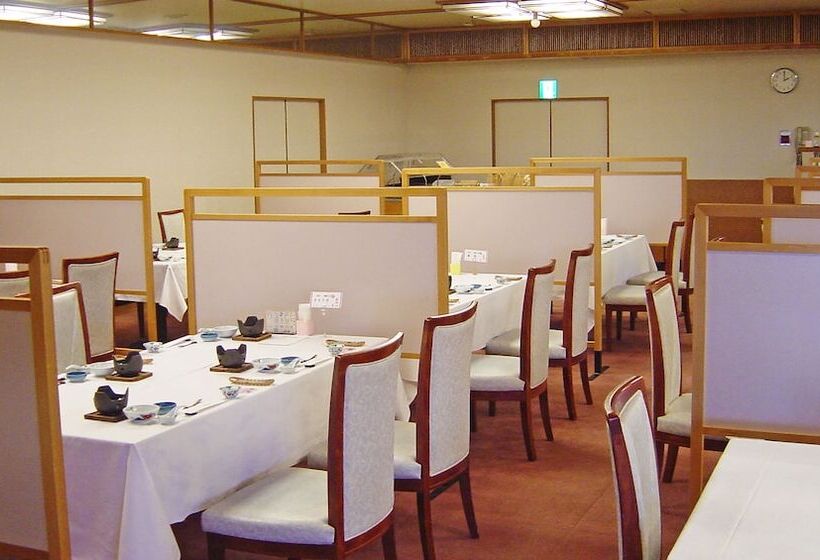 هتل Hana Isawa