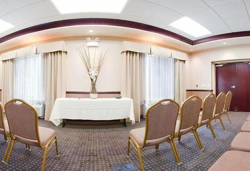 هتل Holiday Inn Express & Suites Chicago West O Hare Arpt Area , An Ihg
