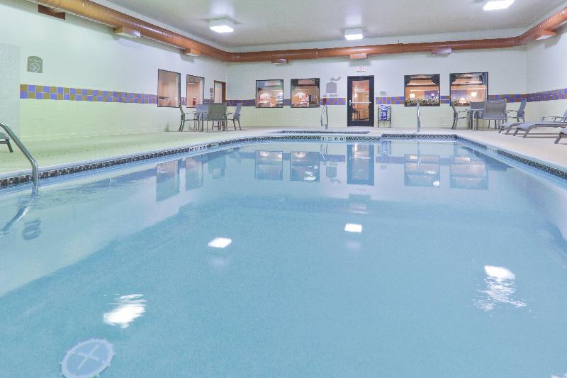 هتل Holiday Inn Express Greensburg, An Ihg