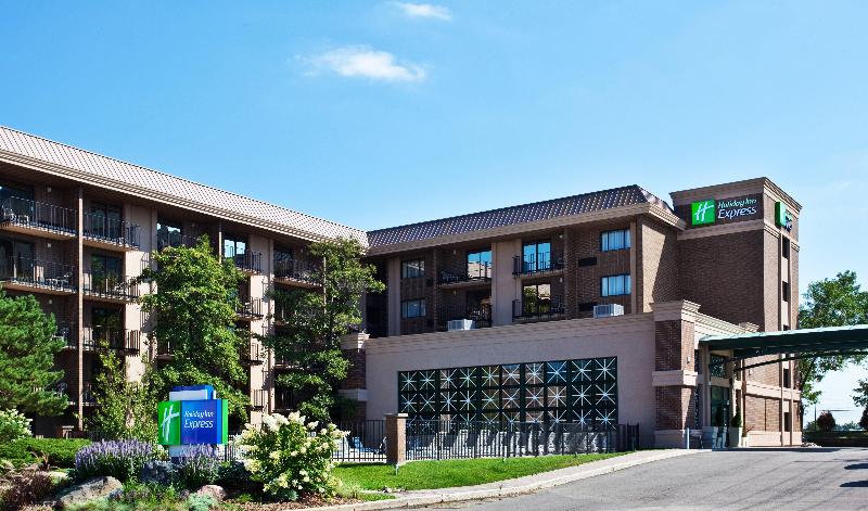 Отель Holiday Inn Express Schaumburg Rolling Meadows, An Ihg