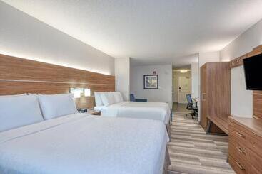 هتل Holiday Inn Express & Suites Vandalia, An Ihg