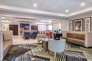 هتل Holiday Inn Express & Suites Vandalia, An Ihg