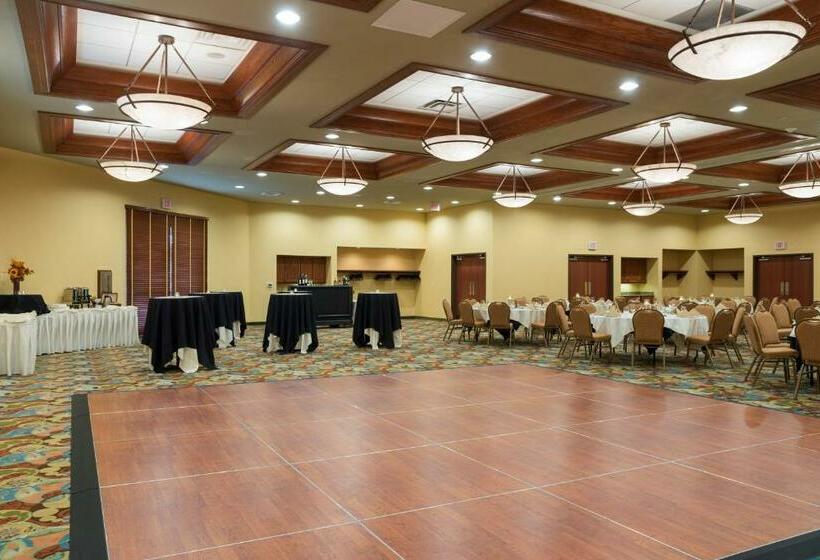 Отель Holiday Inn Midland, An Ihg