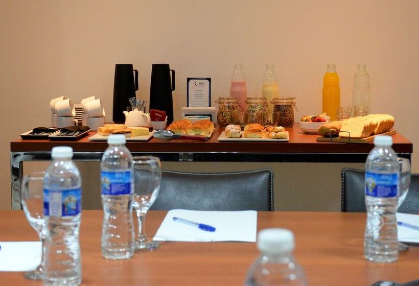 Fotos del hotel Howard Johnson Inn Palermo:  25