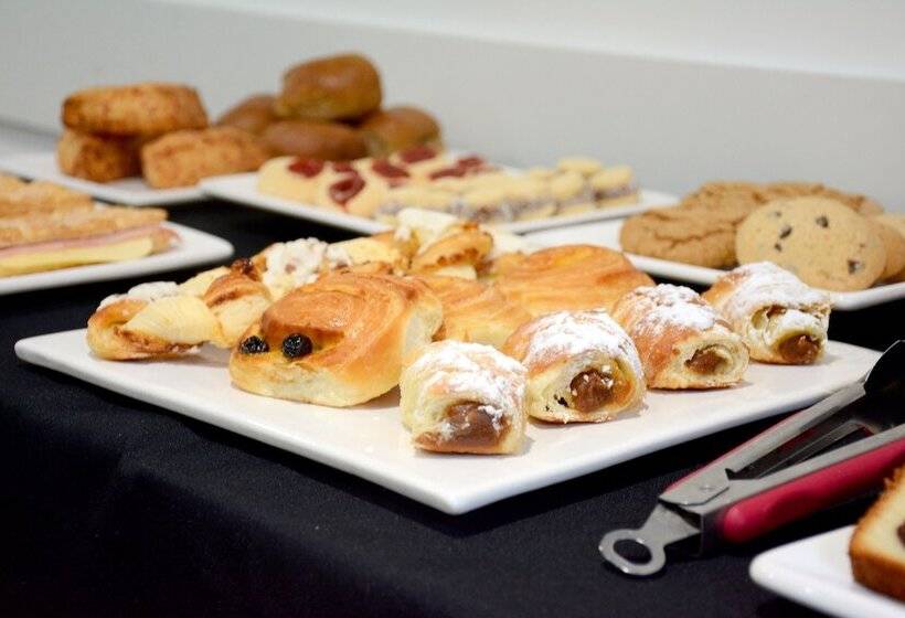 Fotos del hotel Howard Johnson Inn Palermo:  21