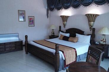 هتل Imperial Resort Beach