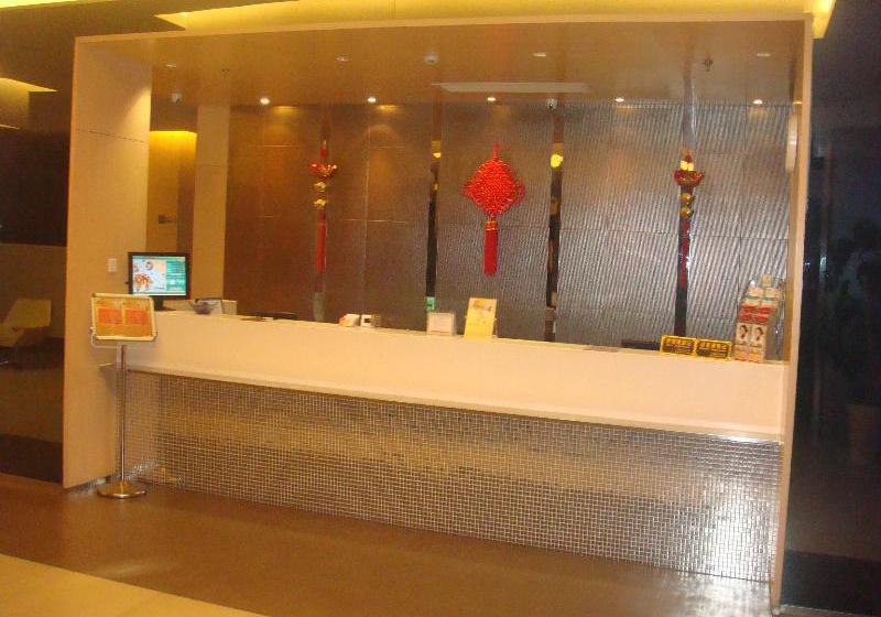 호텔 Jingjiang Inn Shanghai International Tourist Holiday Resort Pudong Huinan Subway Station