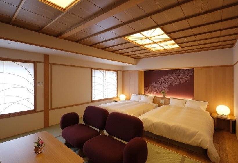 هتل Kasugai