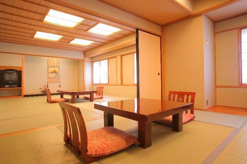 هتل Kasugai