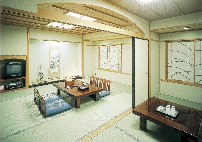 هتل Kasugai