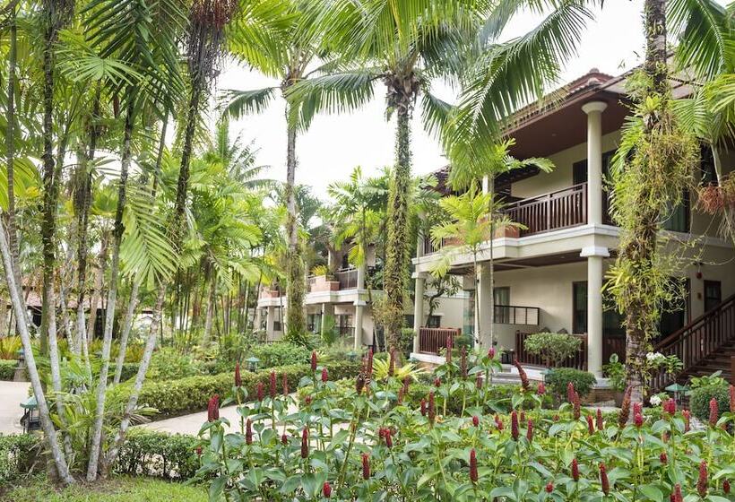 هتل Khaolak Bayfront Resort