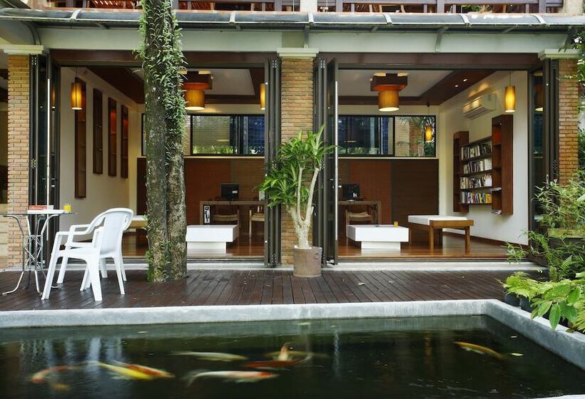 هتل Khaolak Bayfront Resort