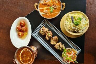 Radisson Blu Plaza Hotel Hyderabad Banjara Hills