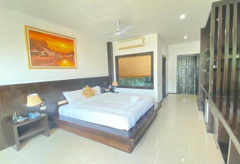 هتل Sm Patong Resort
