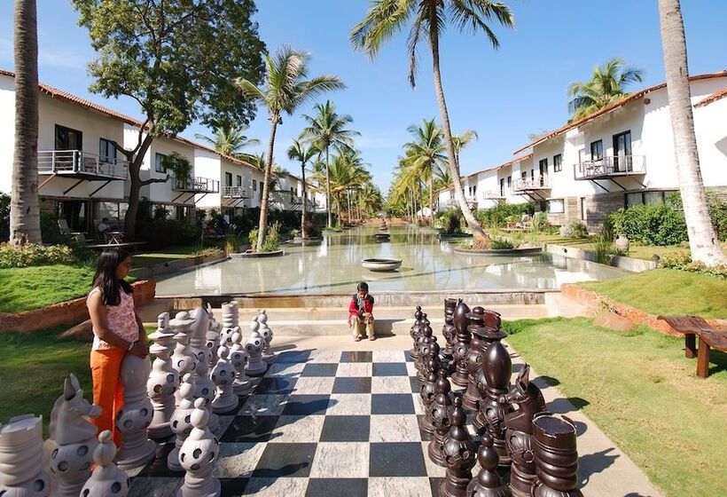 هتل The Windflower Resorts And Spa