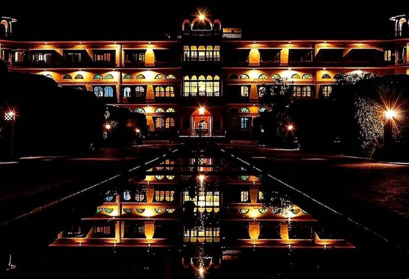 Fotos del hotel Umaid Lake Palace  An Organic Retreat:  13