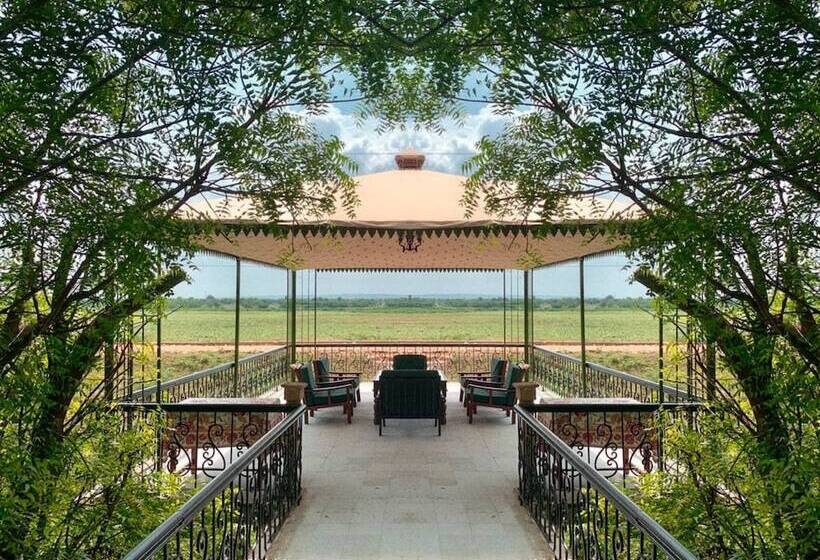 Fotos del hotel Umaid Lake Palace  An Organic Retreat:  23