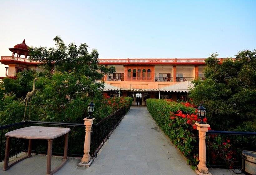 Fotos del hotel Umaid Lake Palace  An Organic Retreat:  29