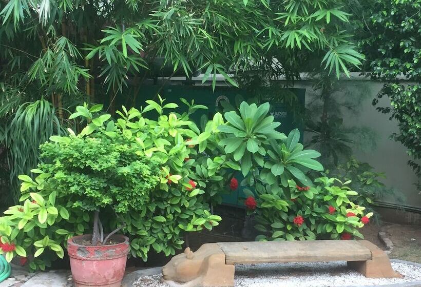 هتل Barwara Kothi