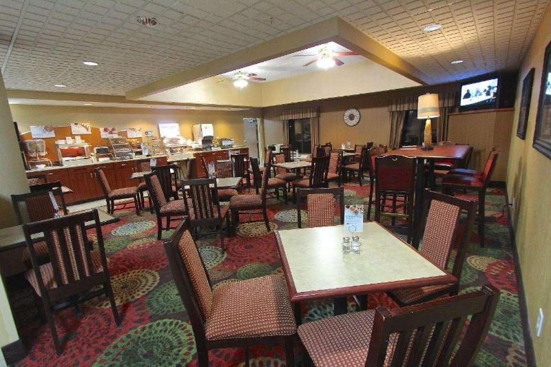 호텔 Baymont Inn & Suites By Wyndham Findlay