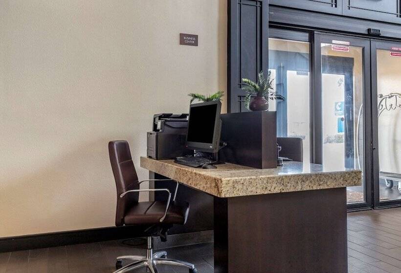 هتل Comfort Suites Buda   Austin South