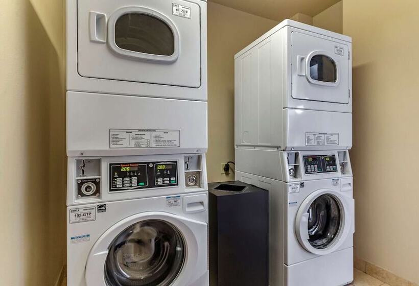 هتل Comfort Suites Buda   Austin South