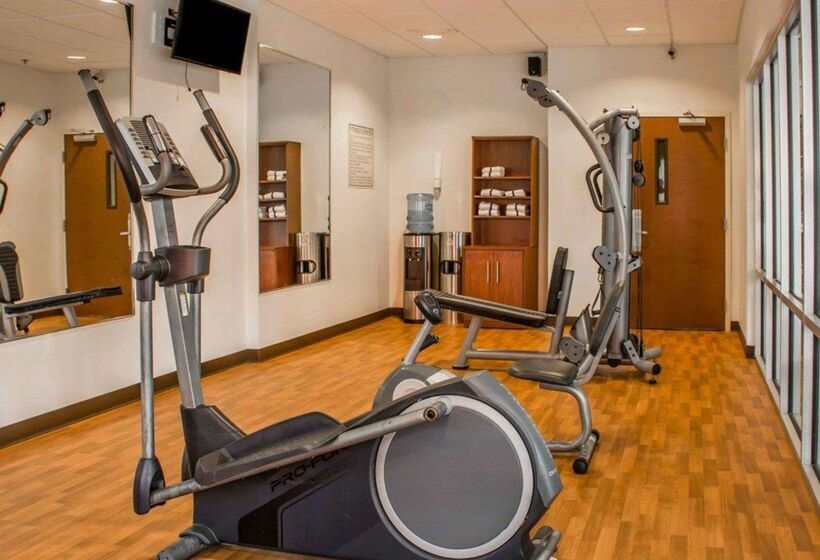 هتل Comfort Suites Huntsville Midcity District At Research Park
