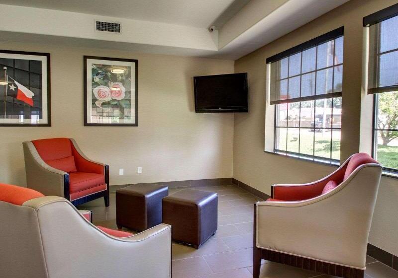 هتل Comfort Suites Tyler South