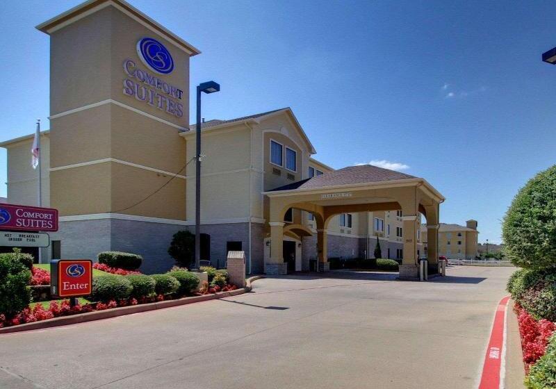 هتل Comfort Suites Tyler South