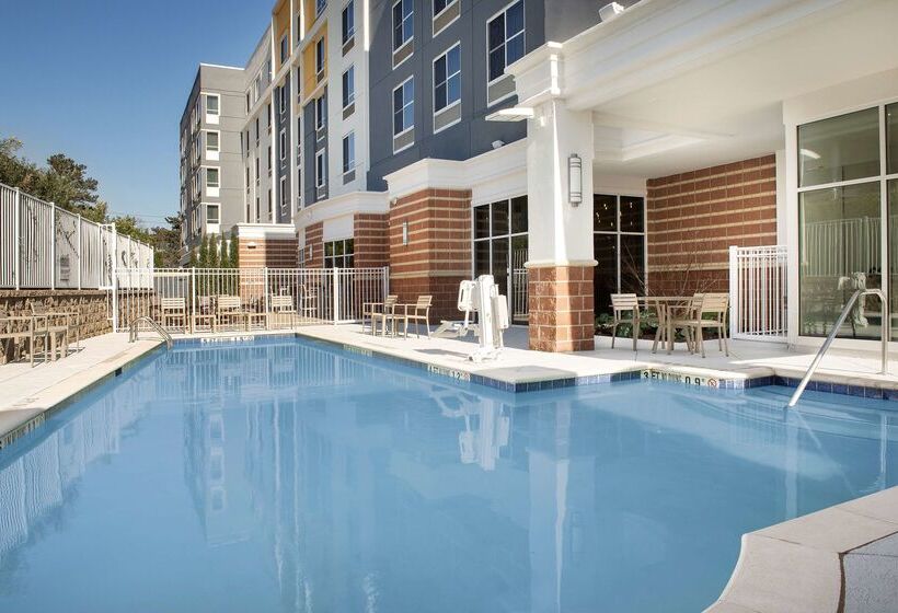 هتل Hilton Garden Inn Columbia Airport