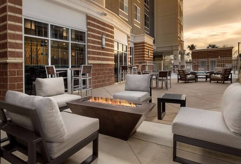 هتل Hilton Garden Inn Columbia Airport, Sc