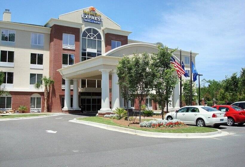 Hotel Holiday Inn Express  & Suites Charleston  North