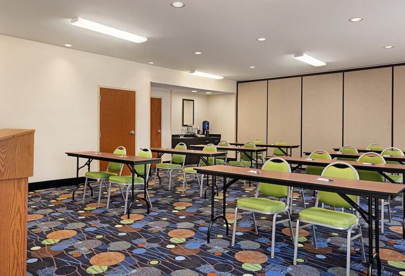 Holiday Inn Express Hotel & Suites Edmond, An Ihg