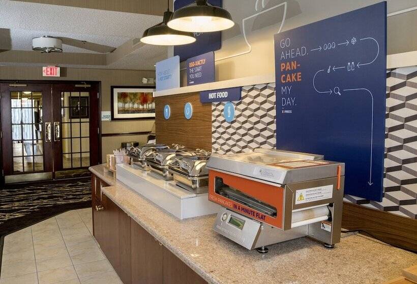 ホテル Holiday Inn Express & Suites   Sharon Hermitage, An Ihg