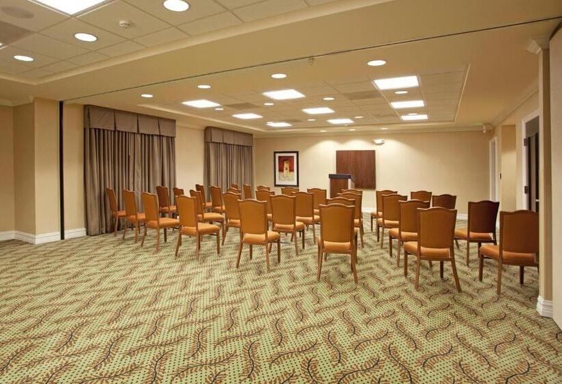 ホテル Holiday Inn Express And Suites Newberry, An Ihg