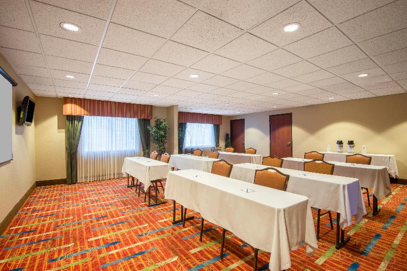 هتل Holiday Inn Express Enid Highway 412, An Ihg