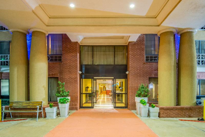 هتل Holiday Inn Express Enid Highway 412, An Ihg