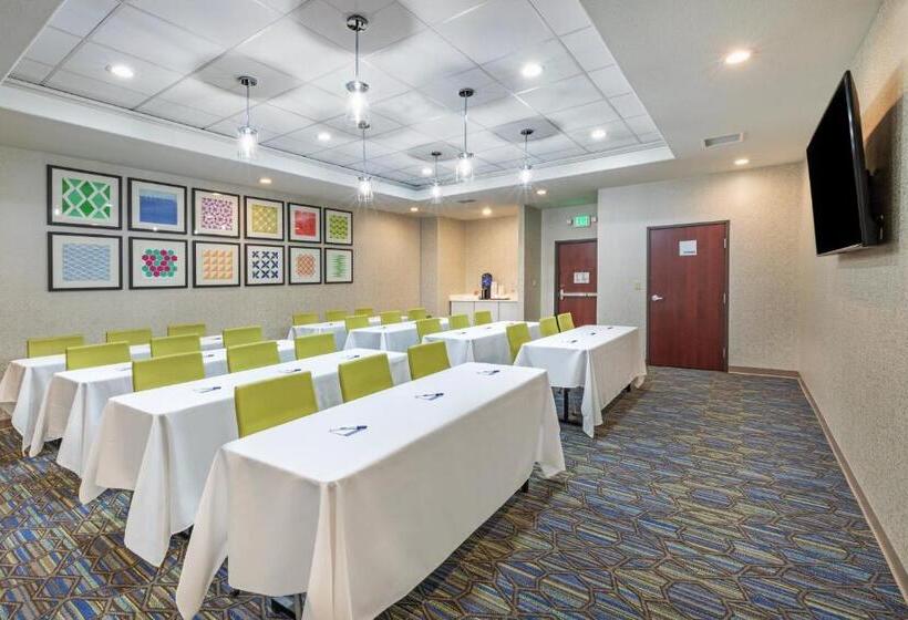 هتل Holiday Inn Express Guymon, An Ihg