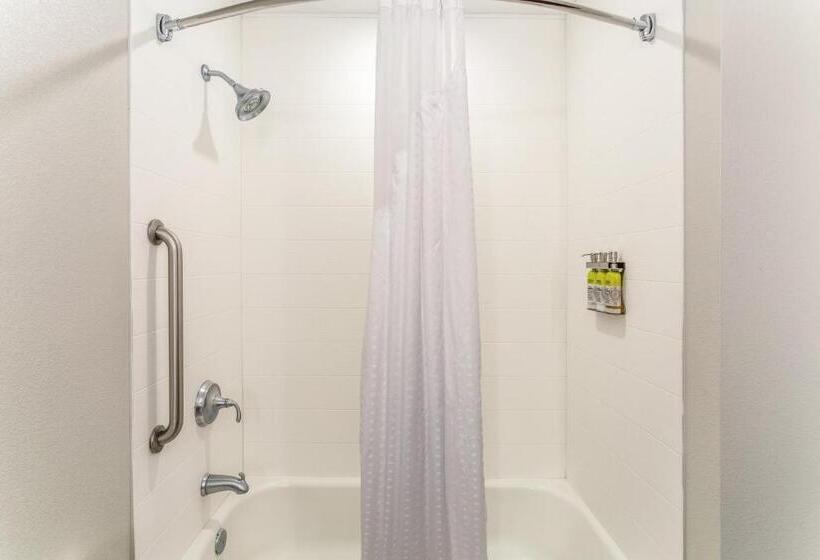 Отель Holiday Inn Express Haskell Wayne Area, An Ihg