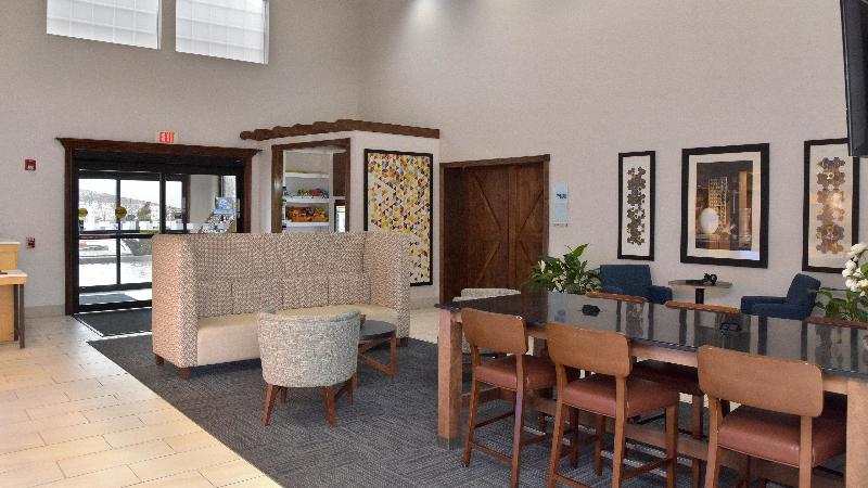 ホテル Holiday Inn Express Mount Pleasant  Scottdale, An Ihg