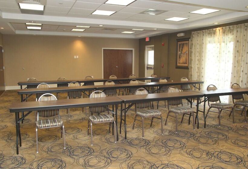 ホテル Holiday Inn Express Pembroke, An Ihg